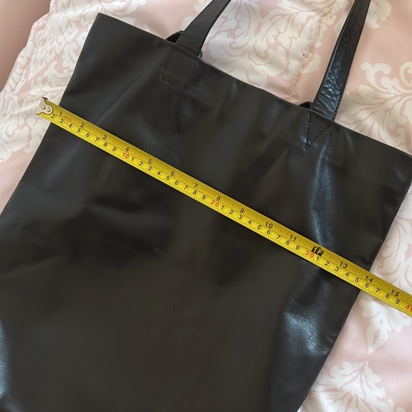 Clare V - Really good condition black leather tote. - Picture 7 of 8